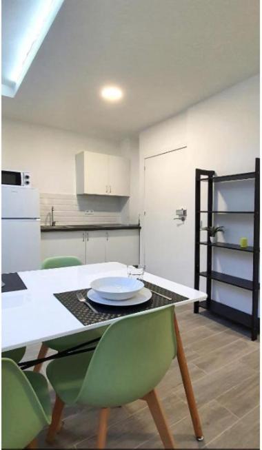 Coqueto Apartamento Nuevo En Pleno Centro De Algeciras Bb Buitenkant foto
