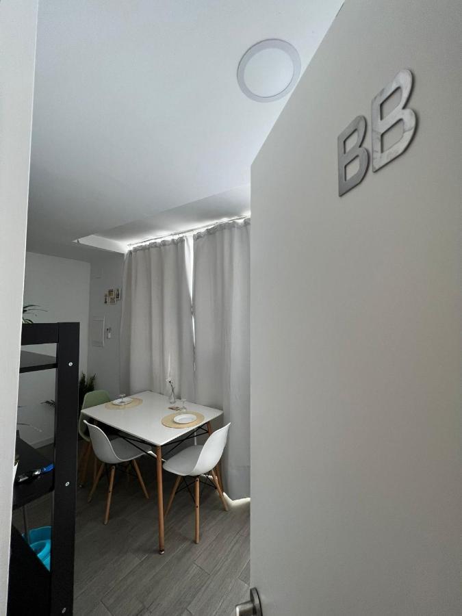 Coqueto Apartamento Nuevo En Pleno Centro De Algeciras Bb Kamer foto