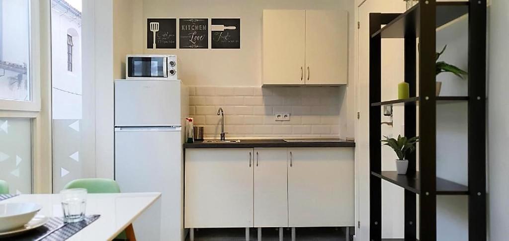 Coqueto Apartamento Nuevo En Pleno Centro De Algeciras Bb Buitenkant foto